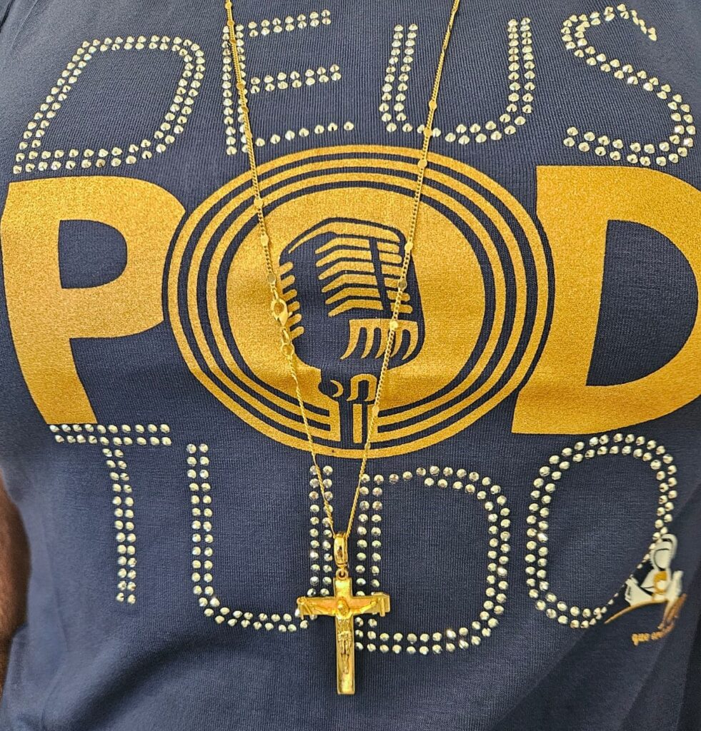 Pod Cast T-Shirt - Glitter