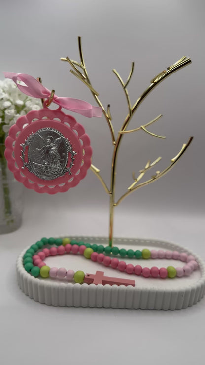 Conjunto de berço - Medalha e Terço - Rosa